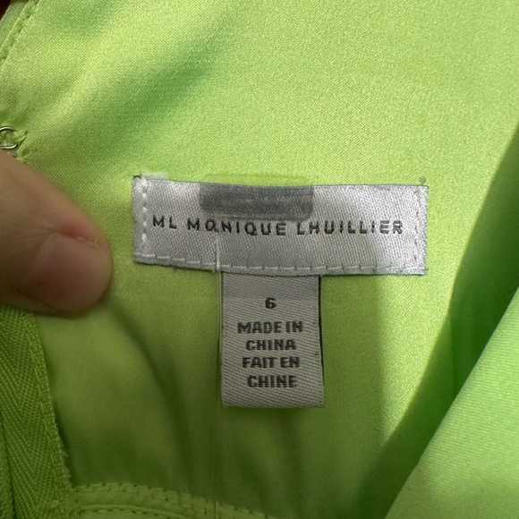 RTR ML Monique Lhuillier Neon Green Pleated Gown - size 6 - Picture 11 of 11